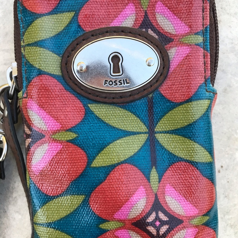 Key-Per Fossil Wristlet - image 2